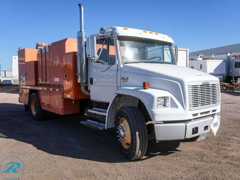 2003 Freightliner FL80 S/A Fuel and Lube Truck - Roller Auctions