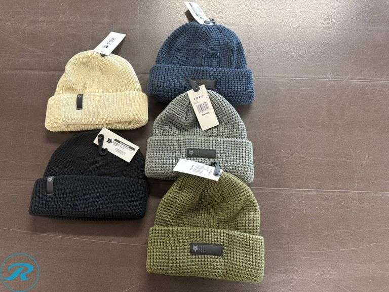 (5) Fox Knit Beanies - Roller Auctions