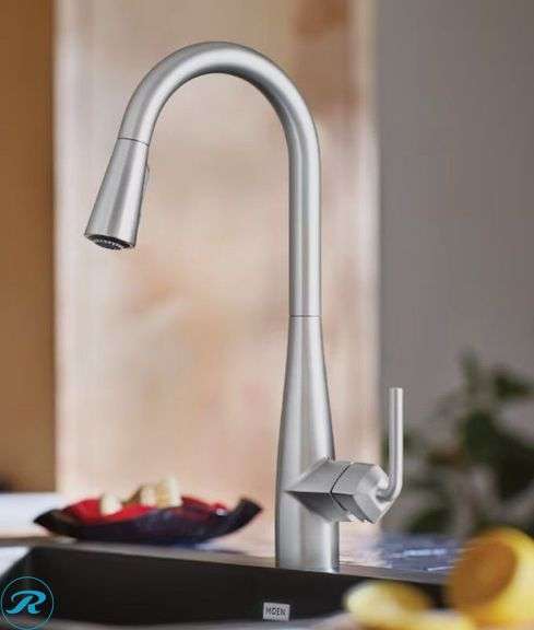New Moen Maureen spot resist stainless single handle deck mount pull-down kitchen faucet with sprayer (includes deck plate) - Roller Auctions