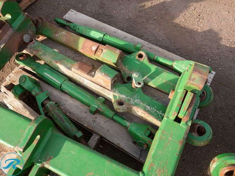 3-Point Hitch Attachment To Fit John Deere 9320 or 9420 Tractors - Roller Auctions