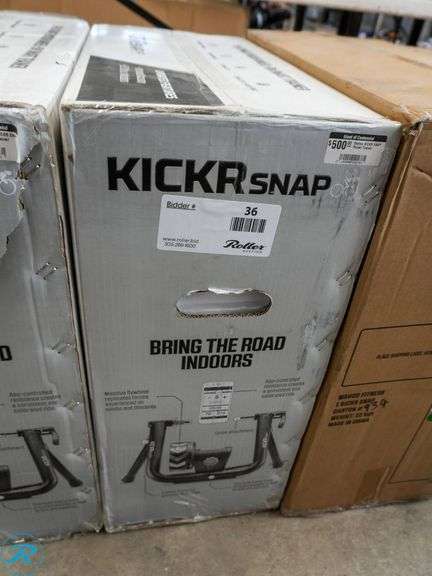 Wahoo KICKR SNAP Smart Bike Trainer - Roller Auctions