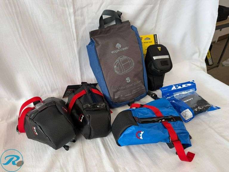 Tray of Assorted Bike Bags - Roller Auctions