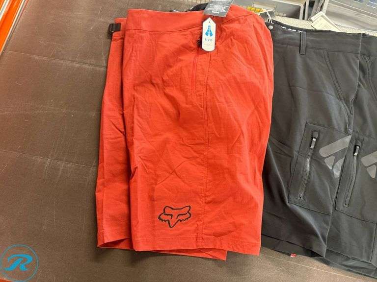 (6) Men’s Cycling Shorts, Size L/36-38 - Roller Auctions