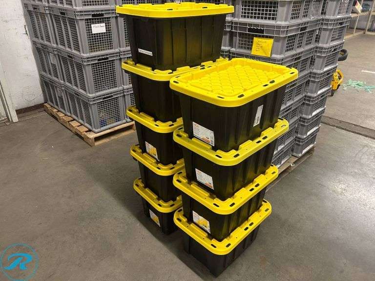 (7) HDXTough Totes with Snap-On Lids, 12 gallon - Roller Auctions