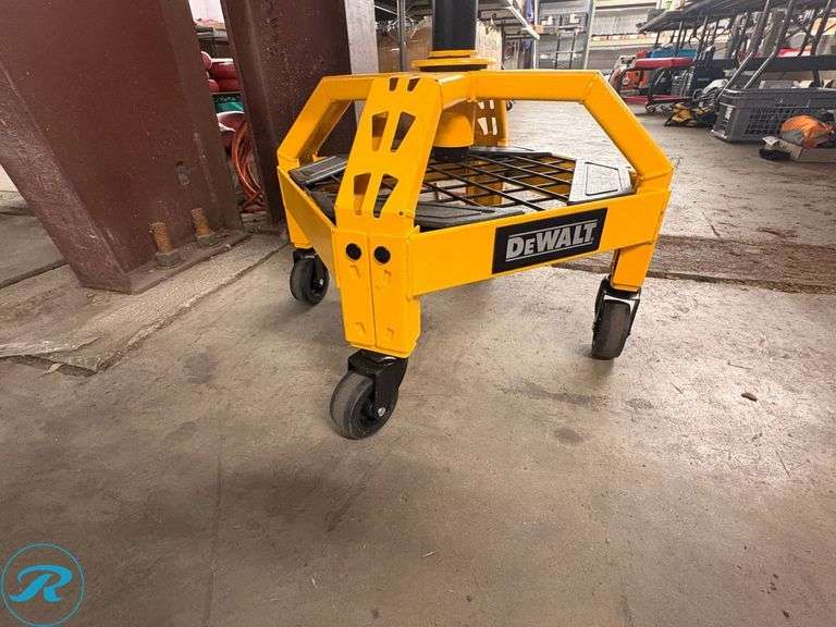 Dewalt Adjustable Rolling Shop Seat with Casters - Roller Auctions