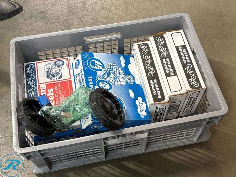 Tub of Training Wheels - Roller Auctions