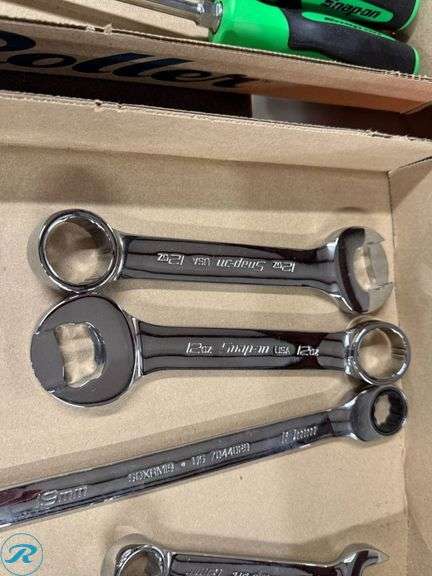 Tray of Snap-On Wrenches and Sockets - Roller Auctions