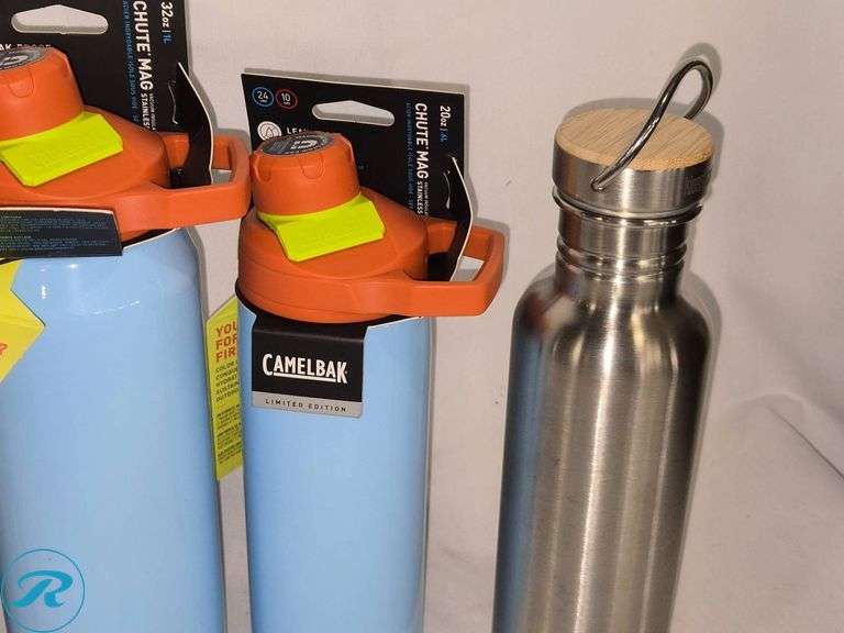 (4) Metal Bottles Including CamelBak Chute Mag and Giant Aluminum Models - Roller Auctions
