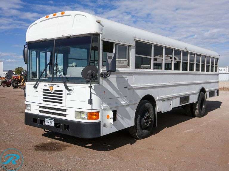 2006 International FE300 S/A 35-Passenger Bus - Roller Auctions
