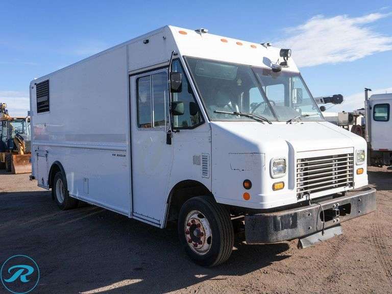 2011 Freightliner MT55 Utilimaster RWD Step Van - Roller Auctions