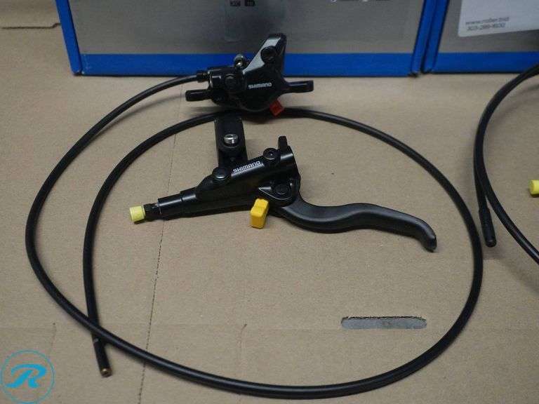 Shimano BL-M4100/BR-MT420 and BL-M4100/BR-MT410 Hydraulic Disc Brake Kits with Levers and Calipers - Roller Auctions