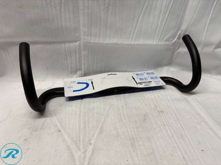 (5) Giant Contact SL XR D-Fuse Handlebars, 440mm - Roller Auctions