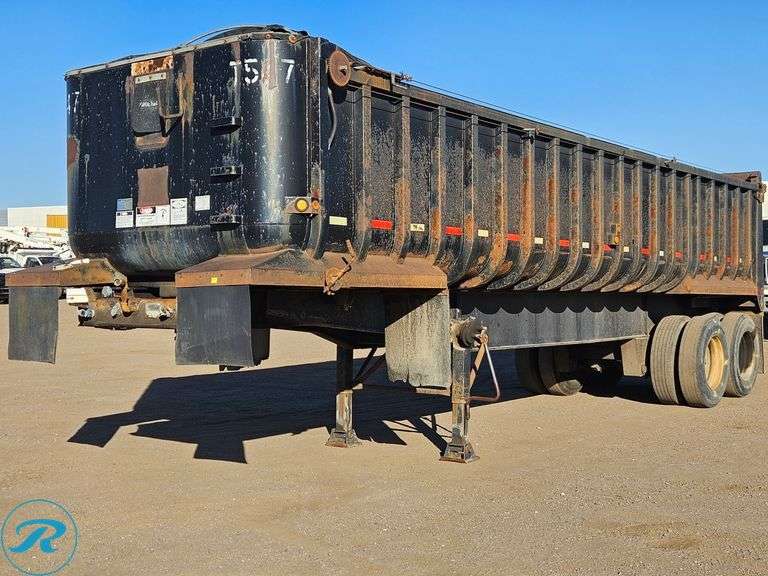 1987  Fruehauf  T/A End Dump Trailer - Roller Auctions