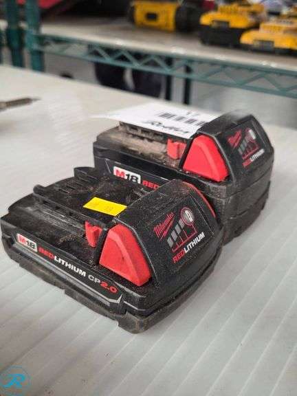 2 Milwaukee M18 REDLITHIUM Batteries CP 2.0 - Roller Auctions