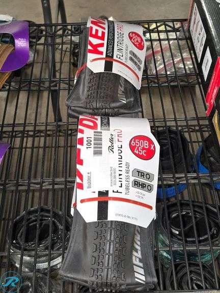 (2) Kenda Flintridge Pro Tubeless Ready Bike Tires, 650B x 45C - Roller Auctions