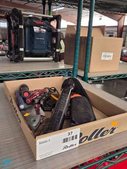 Multi-Tools, Folding Knives, and Flashlights