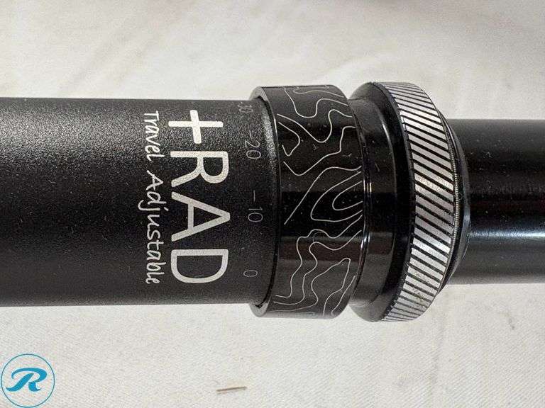 TranzX Adjustable Travel and Cinelli Neos Seatposts with Saddles - Roller Auctions