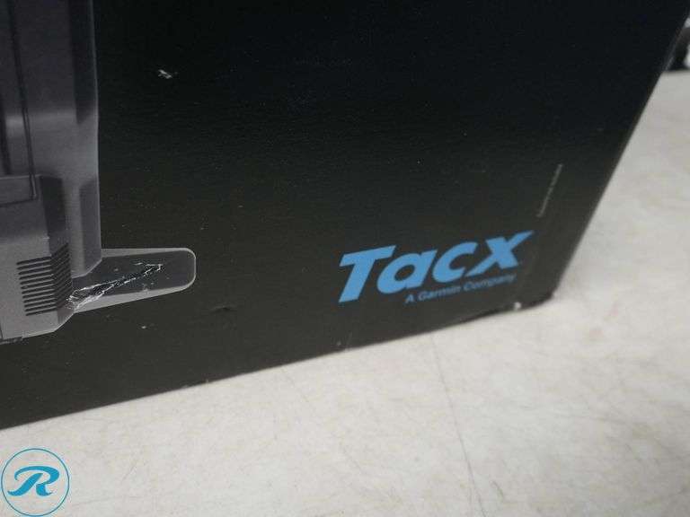Tacx Flux 2 Smart Indoor Bike Trainer - Roller Auctions