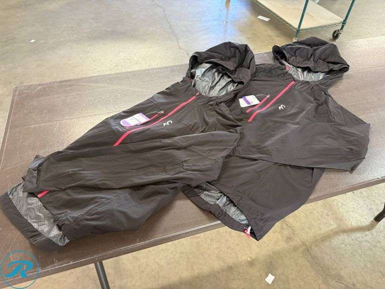 (2) Liv Energize Women’s Rain Jackets, Size XXL and XL - Roller Auctions
