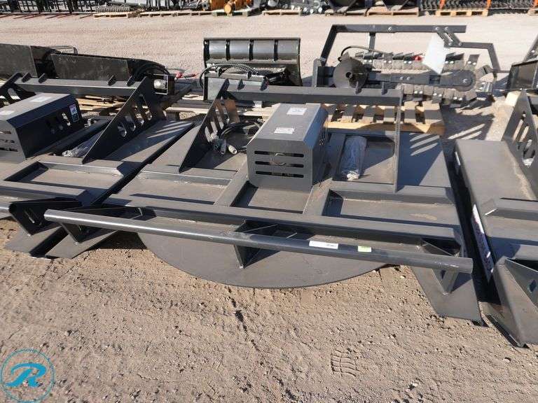 New JCT Hydraulic Brush Cutter Attachment To Fit Skid Steer Loader, 72" - Roller Auctions