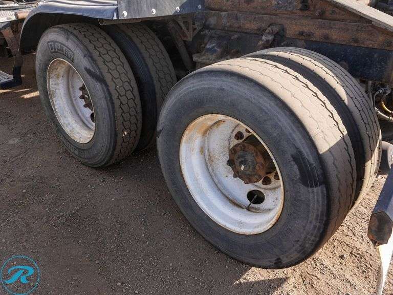 2010 International PayStar 5900i T/A Truck Tractor - Roller Auctions