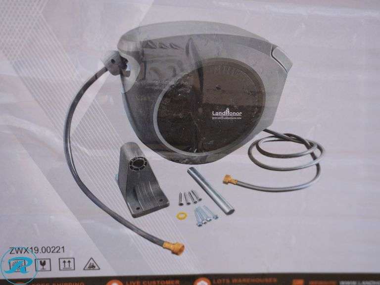 New Land Honor LHR-130 1/2" x 100' Retractable Garden Hose Reel - Roller Auctions