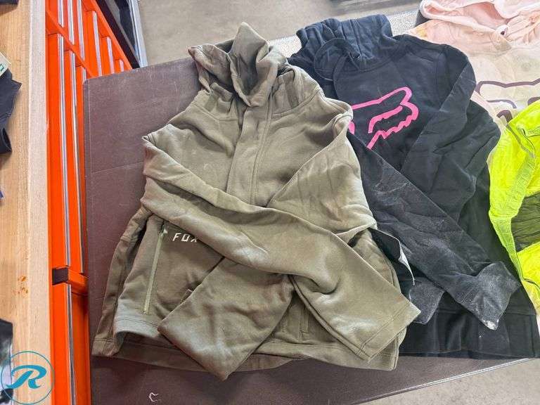 Crate of Fox and Liv Apparel, Assorted Sizes (Stained/Dirty) - Roller Auctions