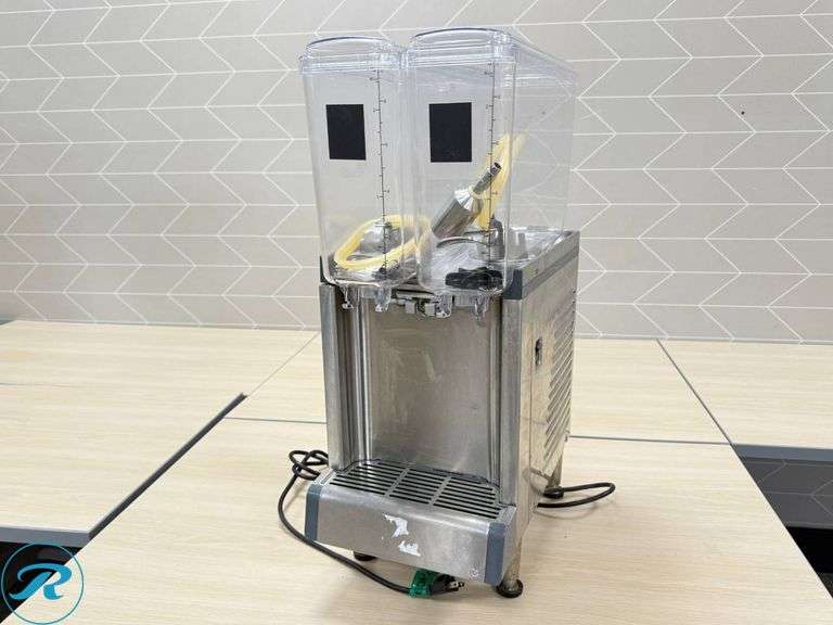 Crathco Model CS-2E/1D-16 Cold Beverage Dispenser