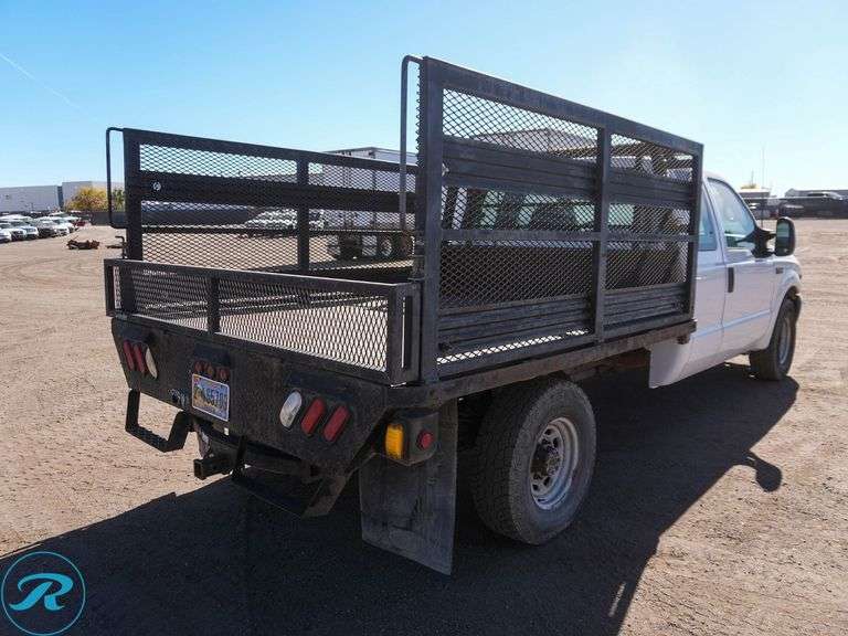 2000 Ford F250XL Super Duty Stakebody Truck - Roller Auctions
