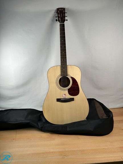 Cort Acoustic Guitar Earth - Used/Missing String And Don't Tune Right