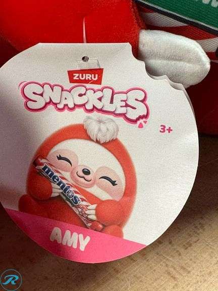 (4) Zuru: Snackles, Candy Cane, Amy- New - Roller Auctions