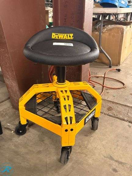 Dewalt Adjustable Rolling Shop Seat with Casters - Roller Auctions