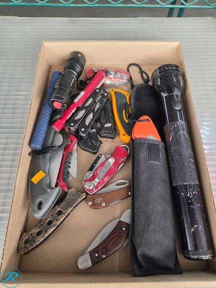 Multi-Tools, Folding Knives, and Flashlights - Roller Auctions