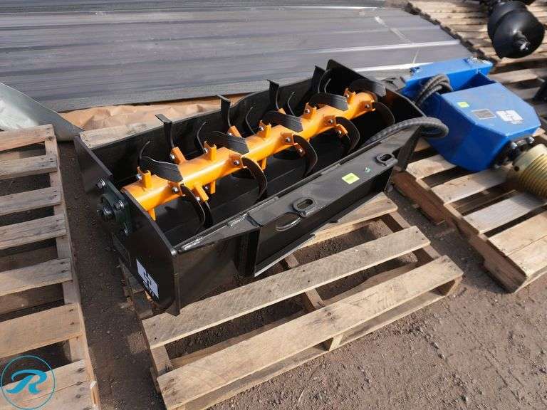 New Giyi GY-XGJ Hydraulic Rototiller Attachment to Fit Mini Skid Steer Loader, 40" - Roller Auctions