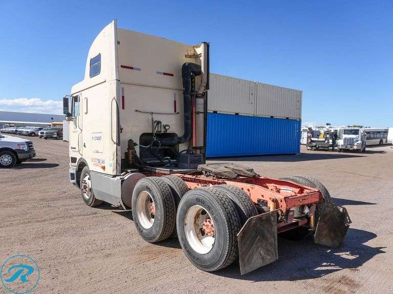 1997  International  9300  T/A Truck Tractor - Roller Auctions