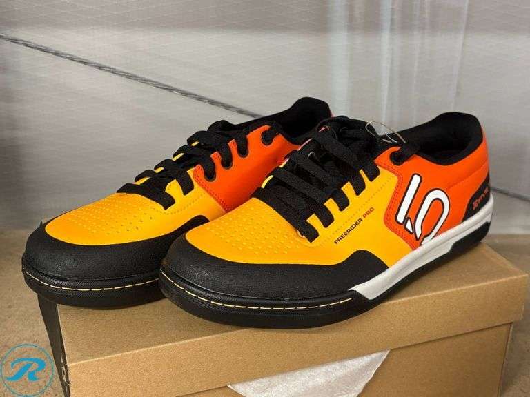 Five Ten Freerider Pro Bike Shoes in Solar Orange, 10.5US - Roller Auctions