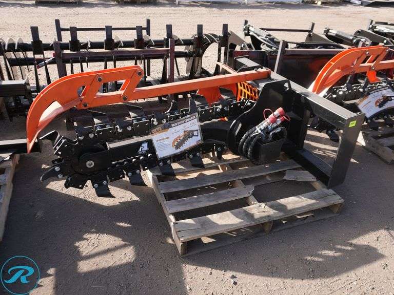 New Giyi GY-D39 Hydraulic Trencher Attachment to Fit Skid Steer Loader, 39" - Roller Auctions