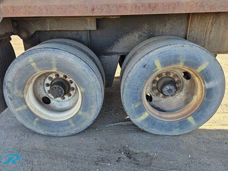 1987  Fruehauf  T/A End Dump Trailer - Roller Auctions