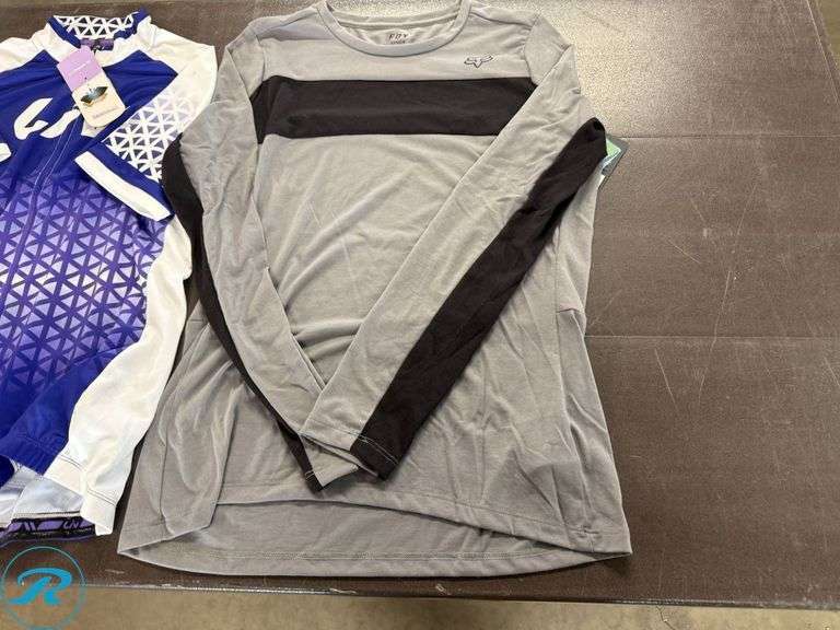 (3) Women’s Cycling Jerseys, Size L/XL - Roller Auctions