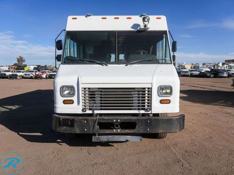 2011 Freightliner MT55 Utilimaster RWD Step Van - Roller Auctions
