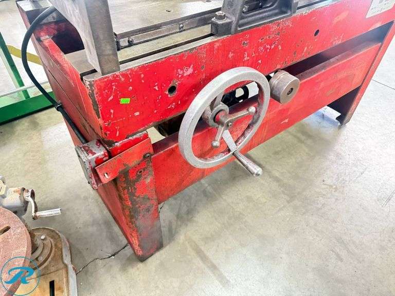 Van Norman Howell Mini-Broach Metalworking Machine, 220V - Roller Auctions
