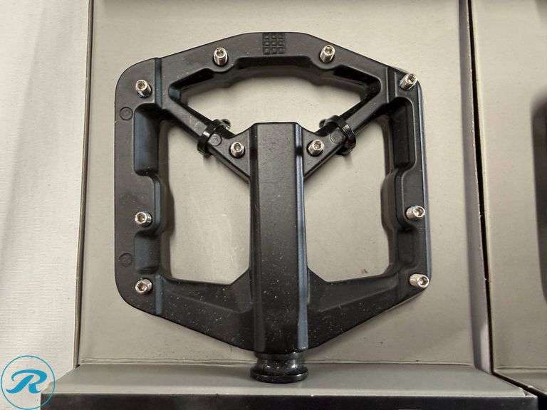 (2) Crankbrothers Stamp 3 Pedal Sets, Small - Roller Auctions