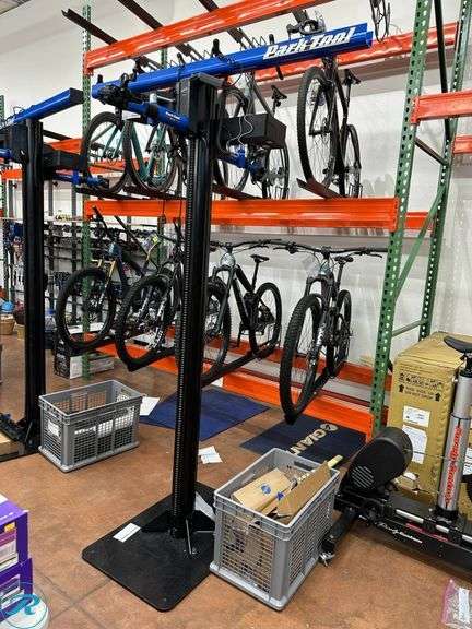 Park Tool PRS-33.2 Double Side Power Lift Bicycle Repair Stand