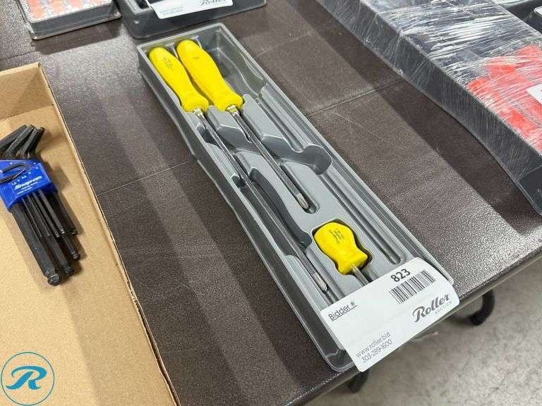 Snap-On Screwdriver Set (Missing 1 Screwdriver) - Roller Auctions