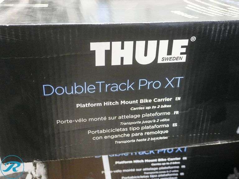 Thule DoubleTrack Pro XT Platform Hitch Mounted 2-Bike Carrier - Roller Auctions