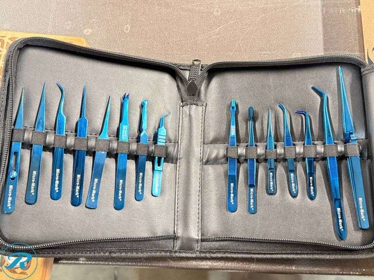 Micro-Mark Precision Tweezers in Zippered Carrying Case - Roller Auctions