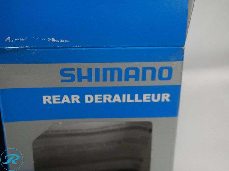 (2) Shimano SLX RD-M7000 11-GS Rear Derailleurs, 11-Speed - Roller Auctions