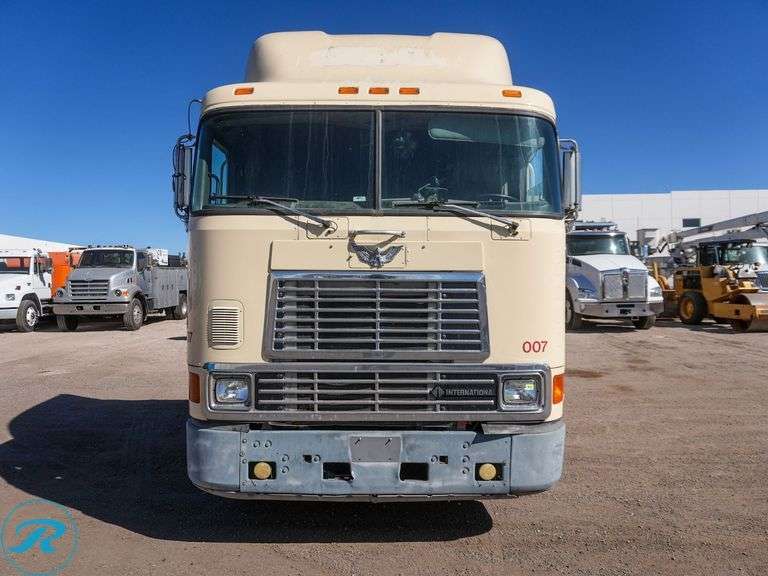 1997  International  9300  T/A Truck Tractor - Roller Auctions