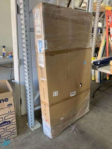 (1) DreamLine Infinity-Z Matte Black 56-in to 60-in W x 58-in H Semi-Frameless Sliding Bathtub Door (Box has damage, PRODUCT NOT DAMAGED) - Roller Auctions