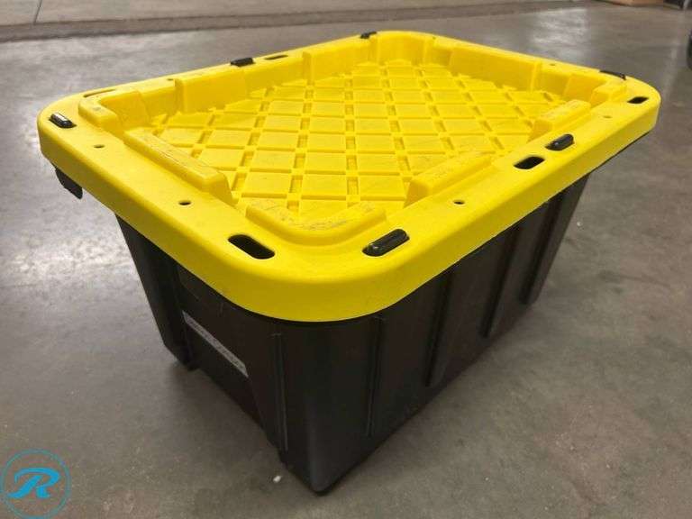 (7) HDXTough Totes with Snap-On Lids, 12 gallon - Roller Auctions